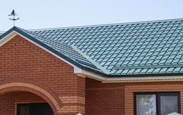classic Luthrie metal roof design