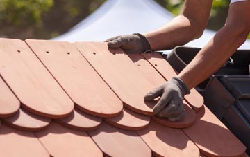 Luthrie roof tile contractors